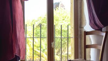 Cottage 4 - Le Chai - 3 bedrooms | Insonorización, tabla de planchar con plancha y wifi gratis