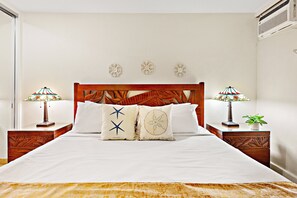 1 habitación, escritorio, tabla de planchar con plancha y wifi 