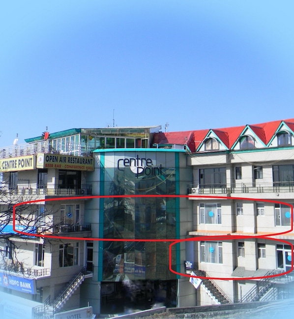 Front of property - Hotel Centre Point (Dharamshala)