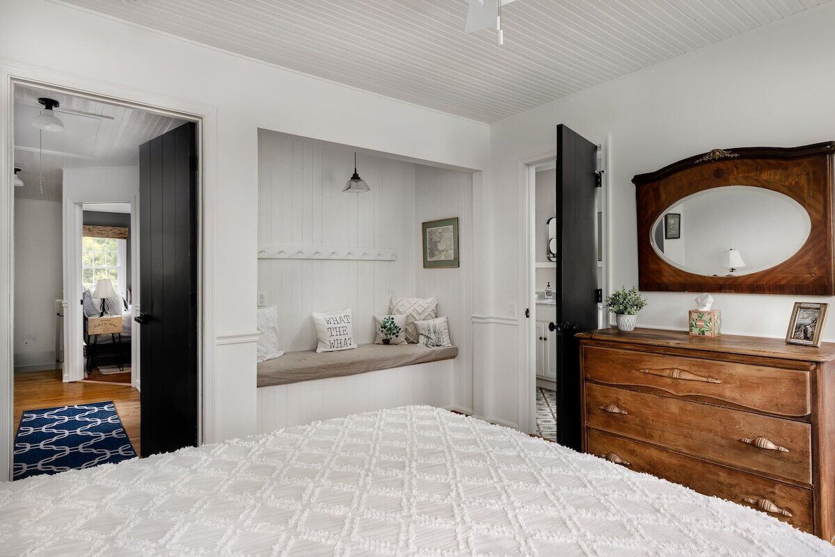 4 chambres, bureau, lit de bébé portatif, accès au Wi-Fi (inclus)