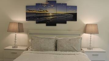 1 chambre, bureau, fer et planche à repasser, Wi-Fi gratuit