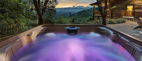 مغطس سبا خارجي