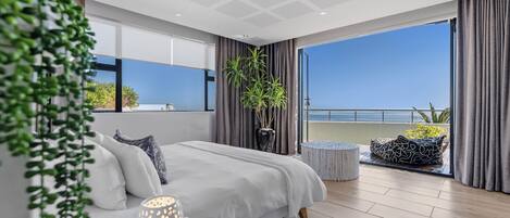 4 soverom, safe på rommet, skrivebord og strykejern/-brett