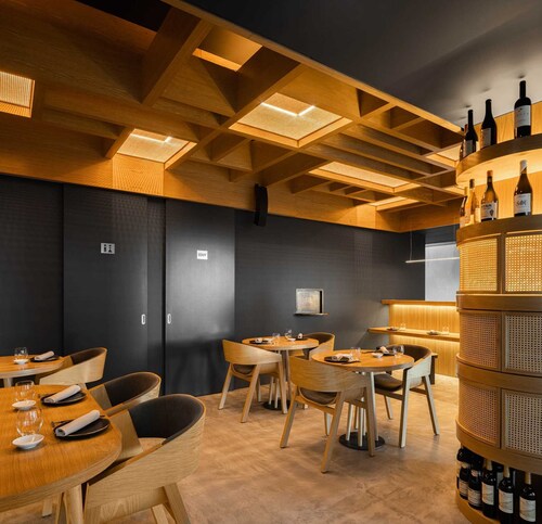 The Lockin Bar & Resturant