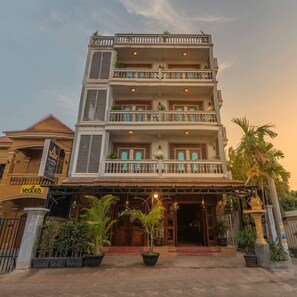 Front of property - Kings Luxury Hotel (Siem Reap)