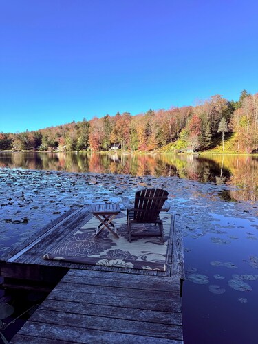 Cozy Roscoe Lakefront Cabin