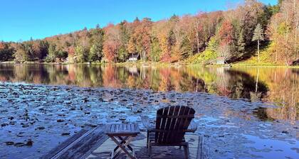 Cozy Roscoe Lakefront Cabin