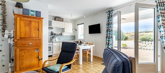 50m from the beach, charming house in St Hilaire