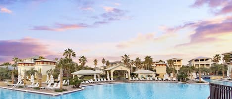 House, 5 Bedrooms | Pool