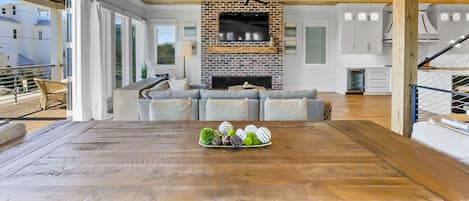 House, Multiple Bedrooms | Dining