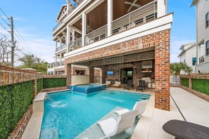 Maison, plusieurs chambres | Piscine | Piscine chauffée