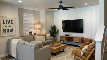 Townhome, 4 Bedrooms | Living room | Smart TV