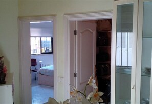 2 bedrooms, iron/ironing board, free WiFi, bed sheets - Totally renovated holiday accommodation "Los Cristianos 2-bed beach property" (Los Cristianos)