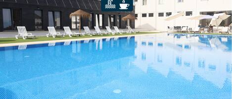 Seasonal outdoor pool