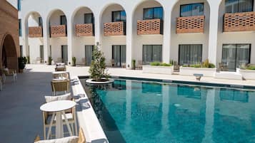 Seasonal outdoor pool