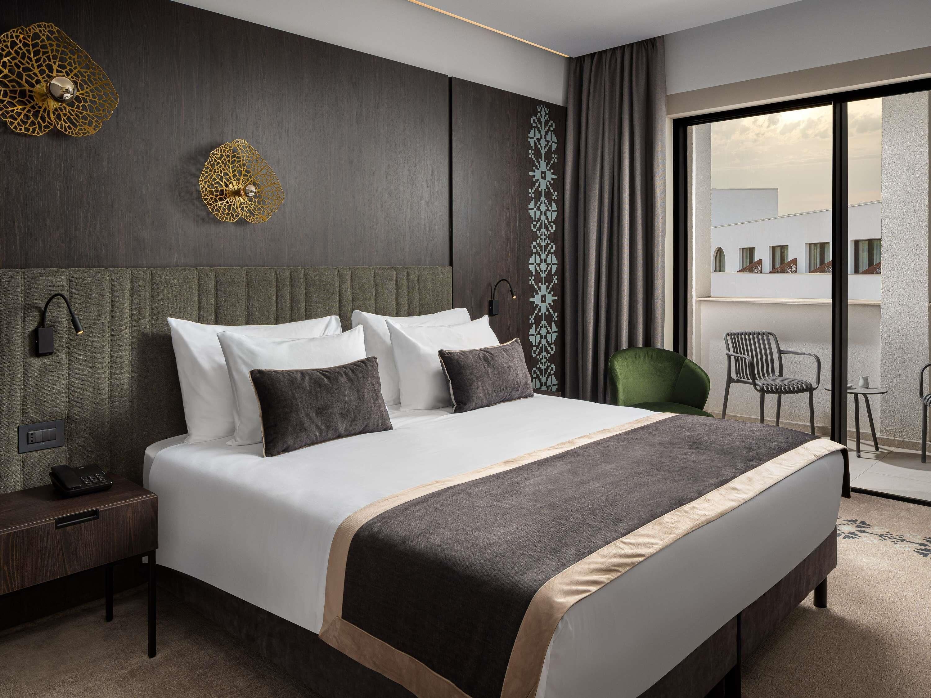 Privilege, Room, 1 Double Bed with Sofa bed | Premium bedding, free minibar, in-room safe, desk