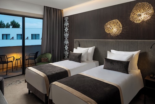 Mercure Conacul Cozieni