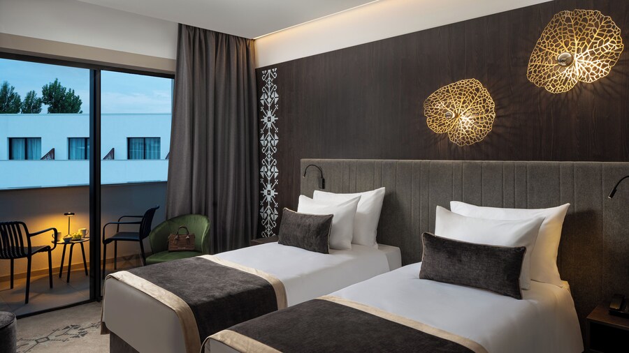 Mercure Conacul Cozieni