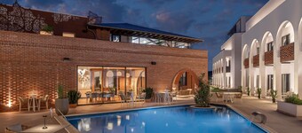 Mercure Conacul Cozieni