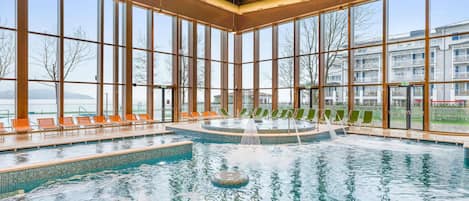 2 indoor pools