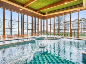 2 indoor pools - Mövenpick Balaland Resort Lake Balaton (Szantod)