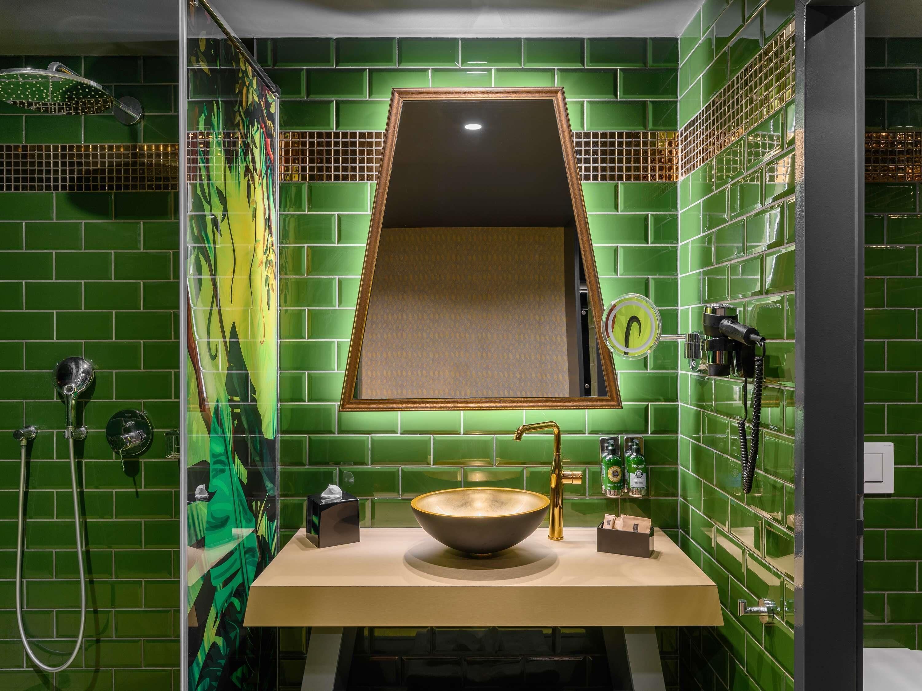 Shower, rainfall showerhead, designer toiletries, hair dryer