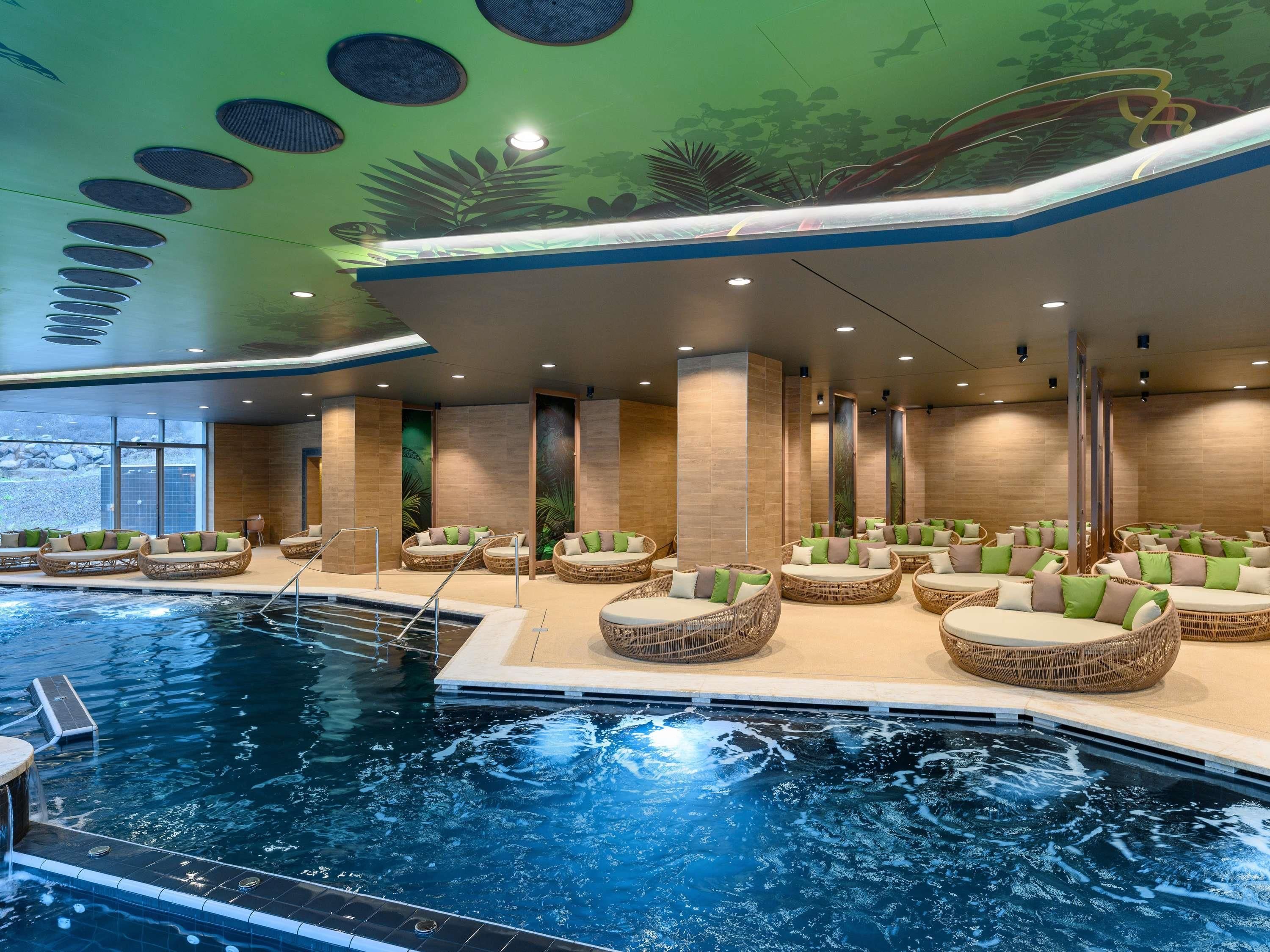 Indoor pool, outdoor pool, open 8:00 AM to 8:00 PM, pool loungers