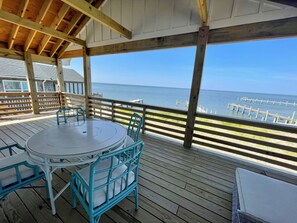 Outdoor dining - NP43:  Charming waterfront home on Pamlico Sound (Ocracoke)