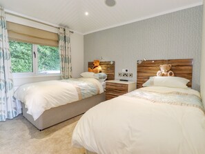 3 bedrooms, individually decorated, individually furnished, free WiFi