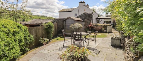 Cottage | Interior