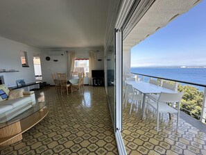 Interior - Villa Poncella - Four Bedroom Chalet, Sleeps 8 (Roses)