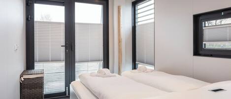 2 bedrooms, Internet