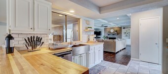 Game Room / Sauna / Sun Room + Lake Hefner Access