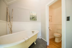 Badewanne, Haartrockner