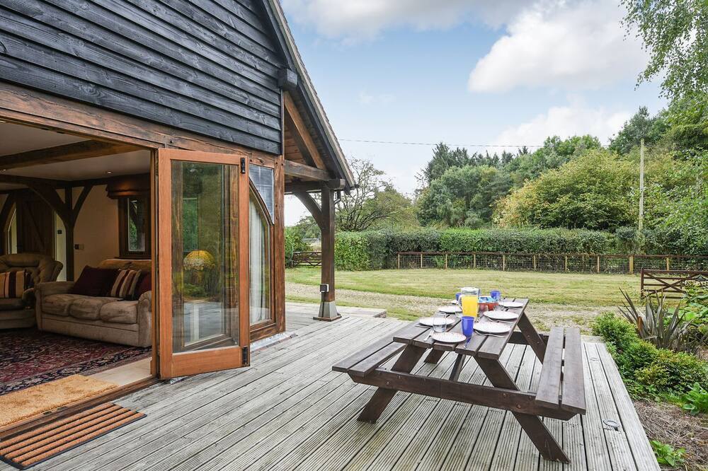 3 bedroom accommodation in Betchcott, near Church Stretton