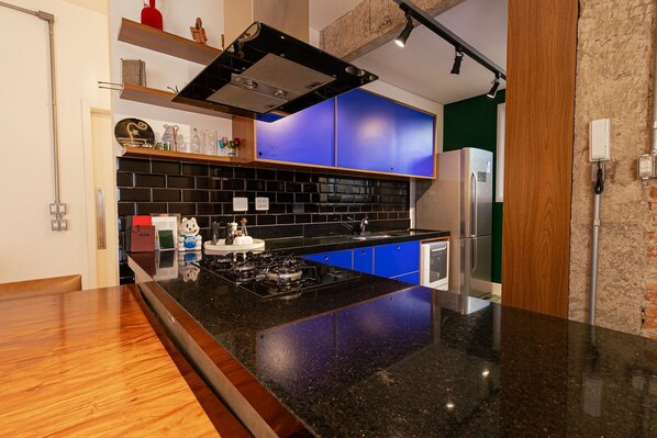 Fridge, microwave, oven, dishwasher