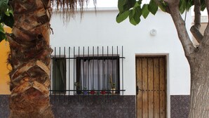Exterior detail - Acogedora Suite por los Caminos del Vino (Coquimbito)