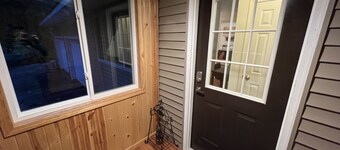 Relaxing Escape in the Woods - 15 minutes from Marquette!