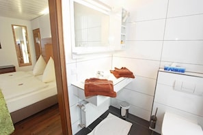 Bathroom - Hotel Hubertus (Ennigerloh)