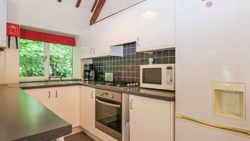 Fridge, dishwasher, electric kettle, toaster