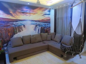 Interior - Red Theme room with Terrace in 3bhk near Saket (New Delhi)