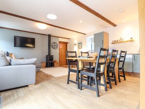 Cottage | Interior