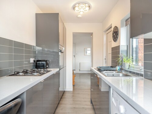 3 bedroom accommodation in Whitwell, near Worksop