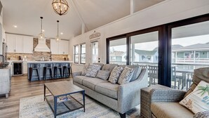 House, 6 Bedrooms | Living room - Pier Haven by Sea Scape Properties (Wrightsville Beach)