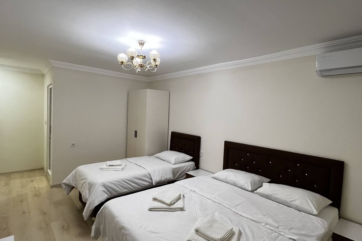 1 bedroom, wheelchair access