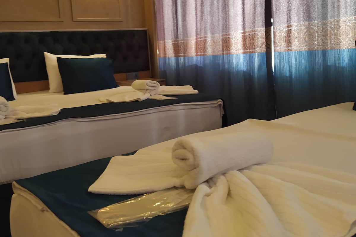 Premium bedding, minibar, in-room safe, blackout drapes