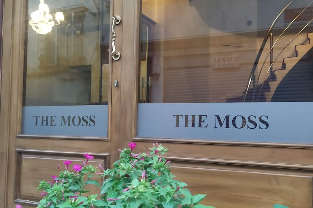 The Moss Hotel