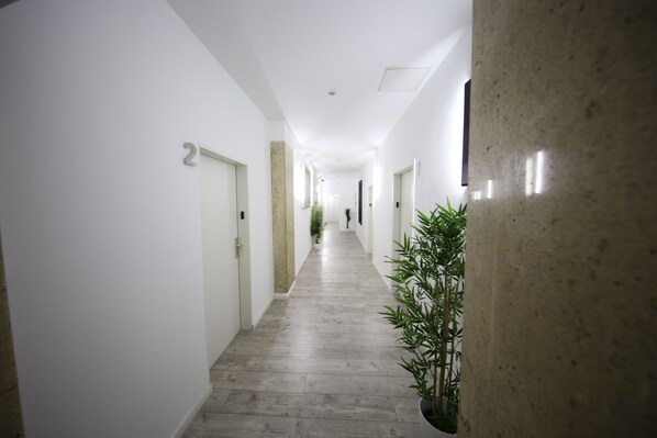 Interior entrance - LUXOMES - Aparthotel Zentrum (Nuremberg)