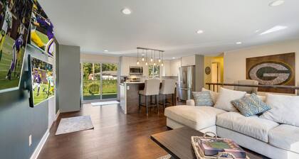 The place to stay in the shadows of Lambeau