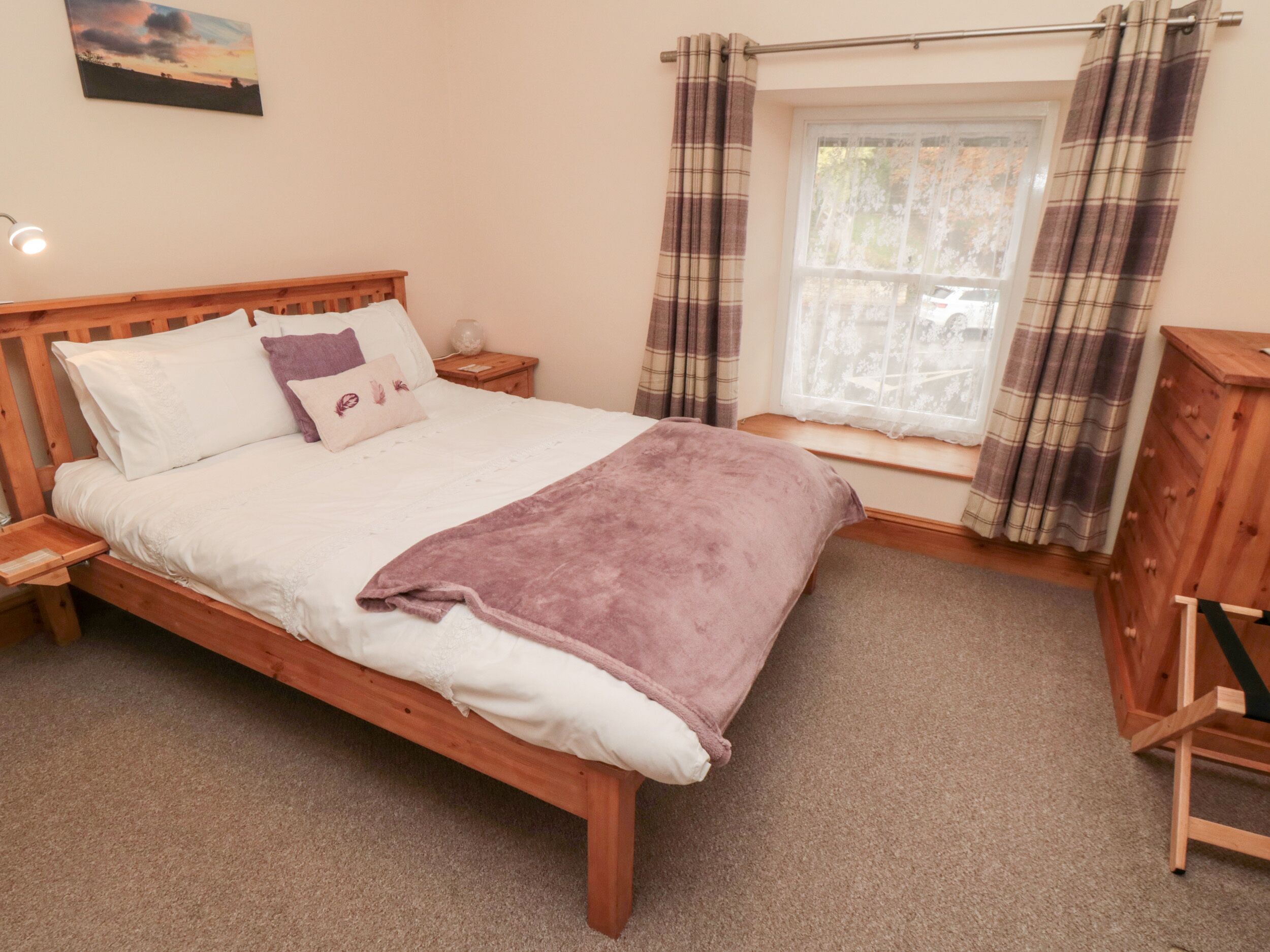 2 bedrooms, individually decorated, individually furnished, free WiFi